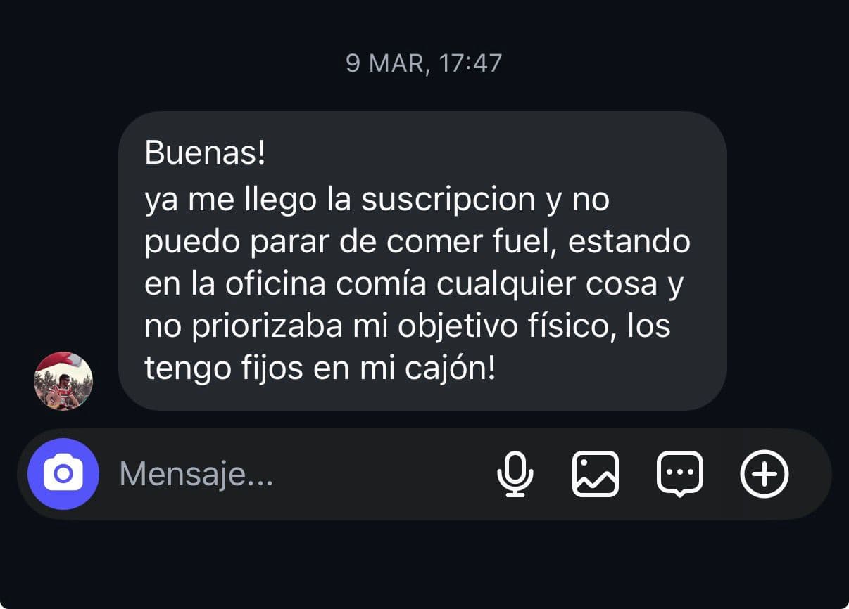 Captura real de WhatsApp/Instagram de cliente FUEL satisfecho — testimonio 2